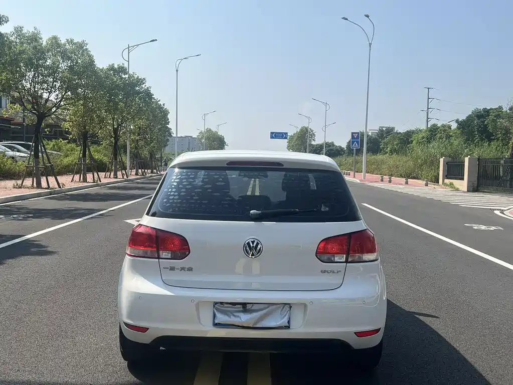 Volkswagen Golf — миниатюра 8