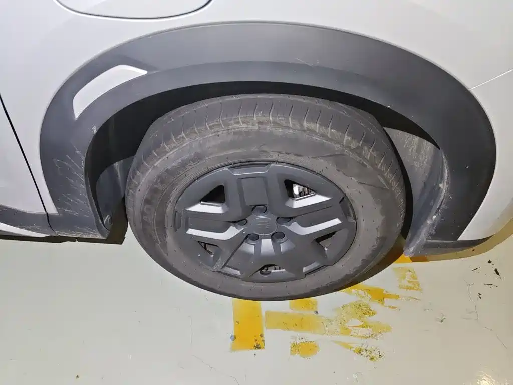 BYD Yuan UP — миниатюра 8