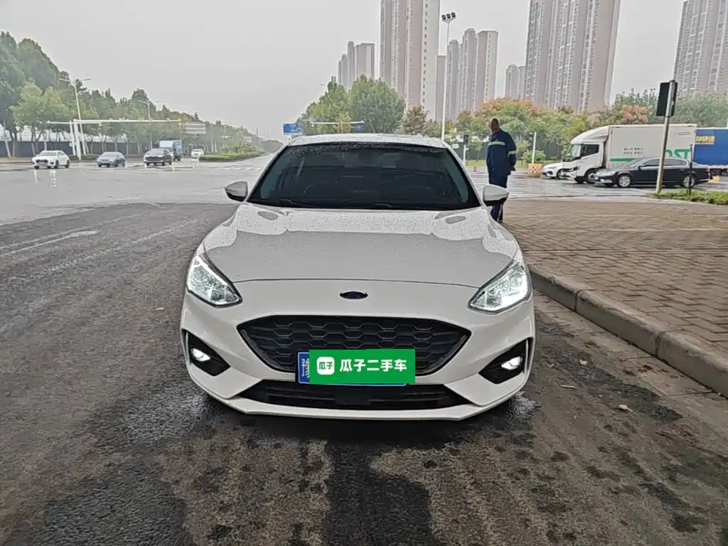 Ford Focus — миниатюра 3