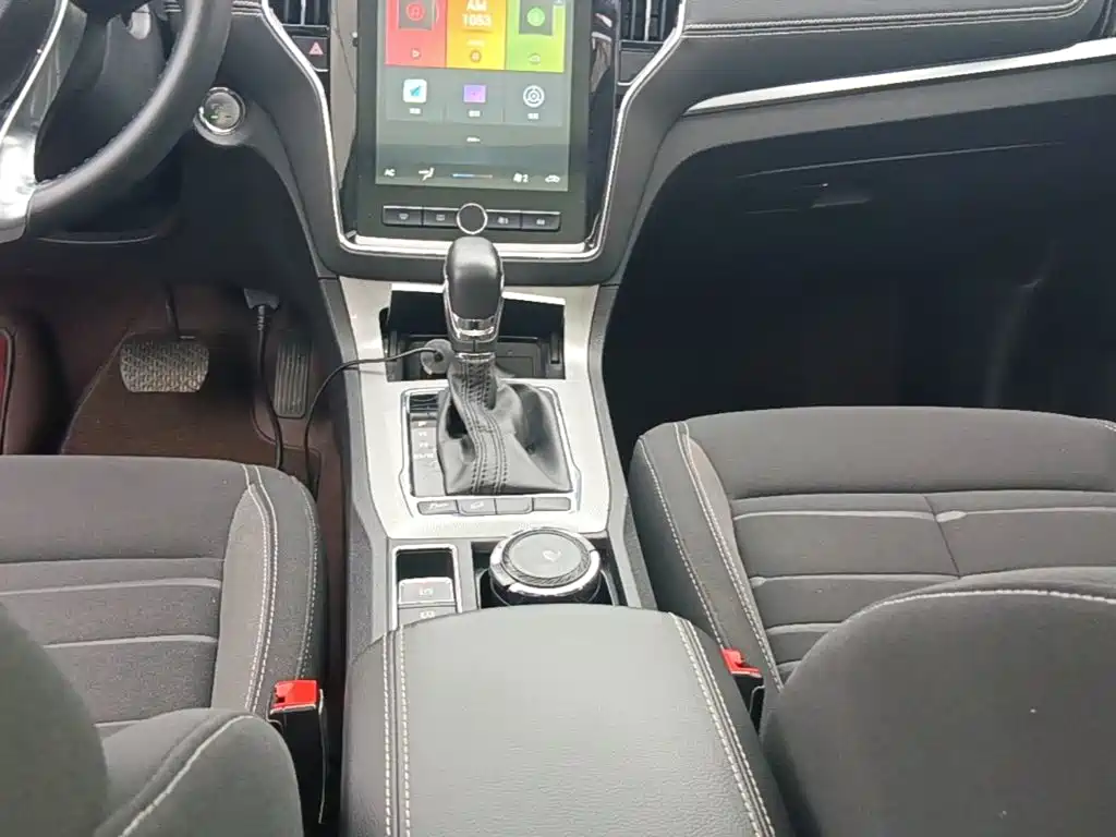 Roewe RX5 — миниатюра 14