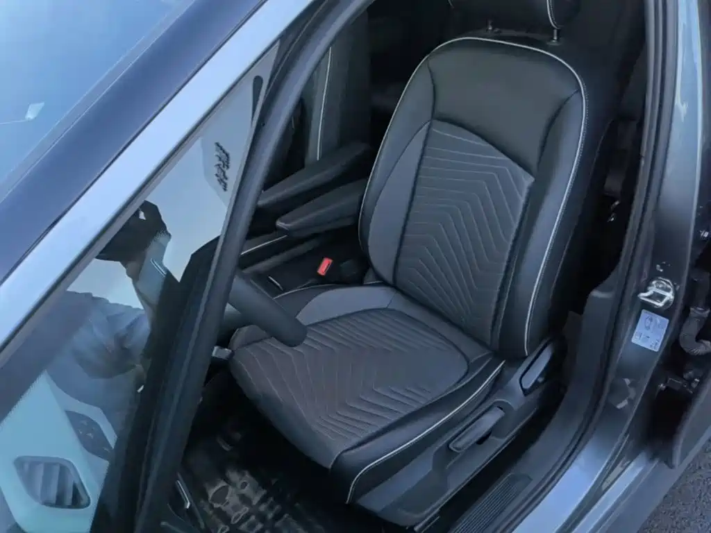 Volkswagen ID.3 — миниатюра 15