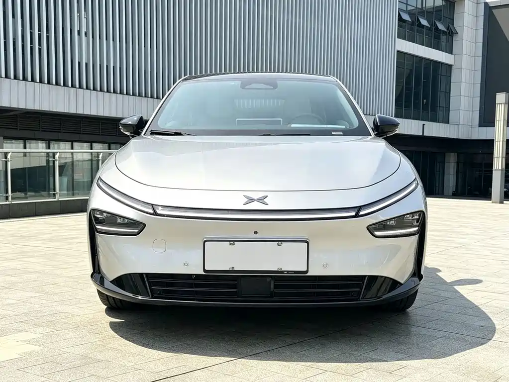 XPeng P7+ — миниатюра 2
