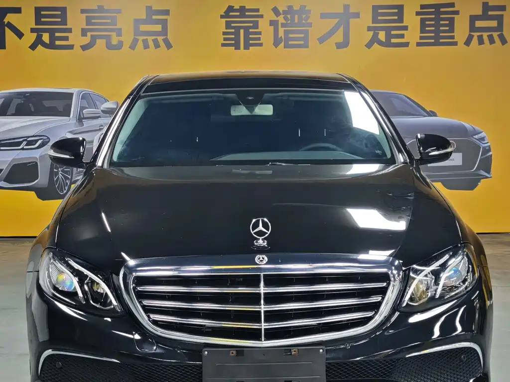 Mercedes-Benz E-Class — миниатюра 2