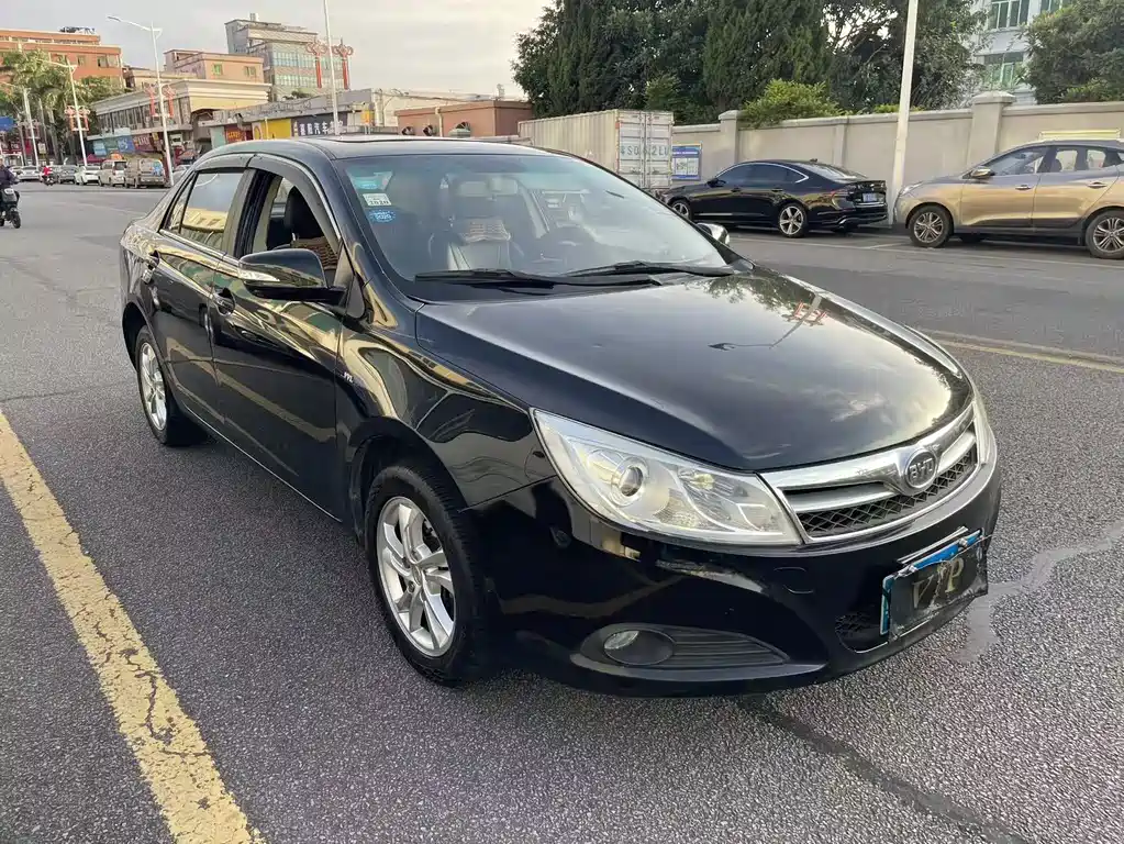 BYD Surui 2014 1.5L MT Comfort