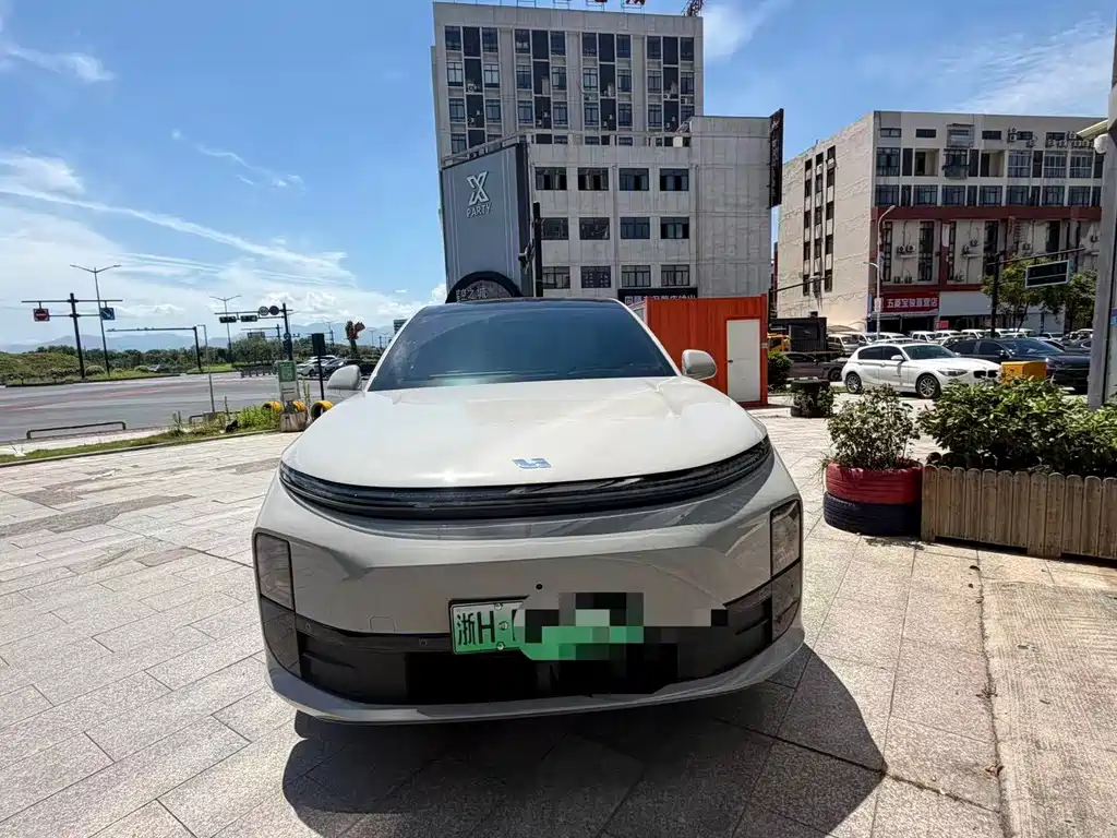 Li Auto Li L6 — миниатюра 2