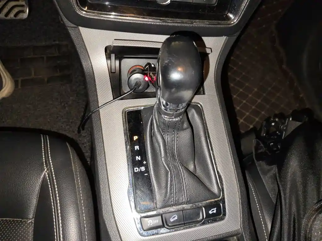 Roewe RX5 — миниатюра 15