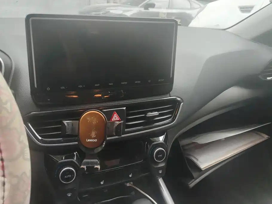 Hyundai Fista — миниатюра 13