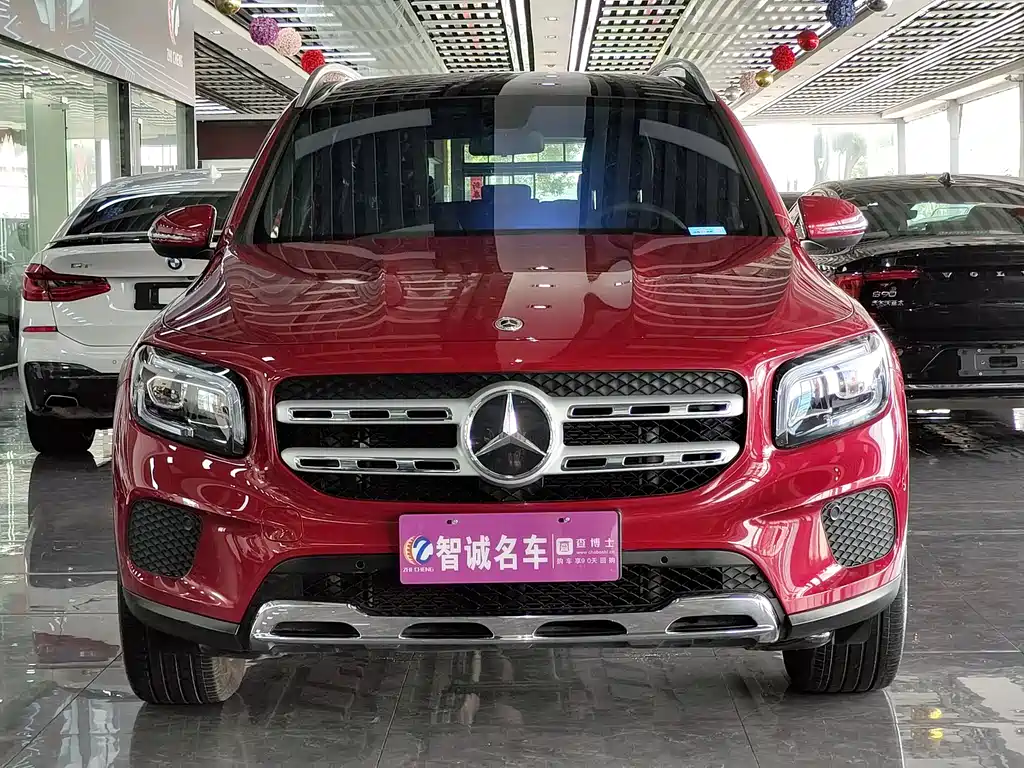 MERCEDES-BENZ GLB
