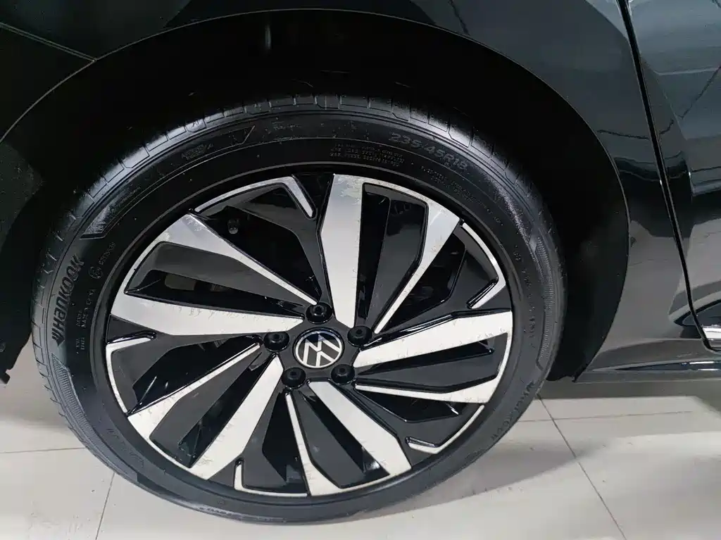 Volkswagen Passat — миниатюра 12