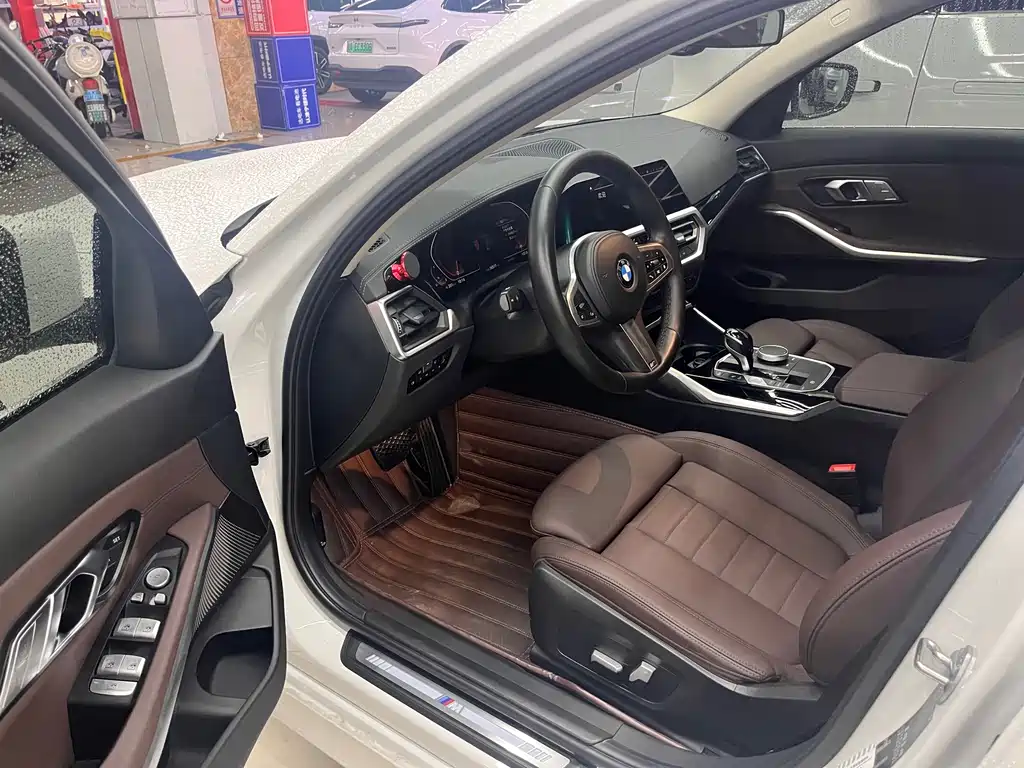 BMW 3 Series — миниатюра 3