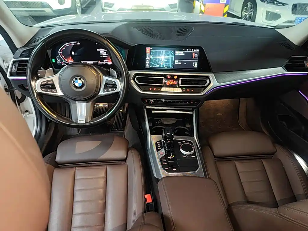 BMW 3 Series — миниатюра 13