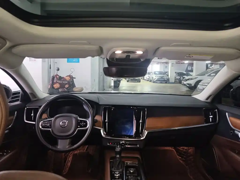 Volvo S90 — миниатюра 18