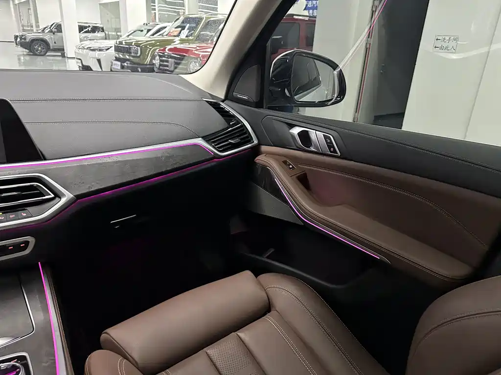 BMW X5 (Import) — миниатюра 13