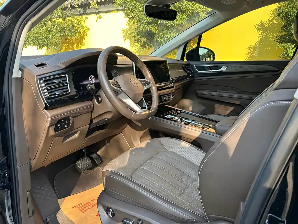 Volkswagen Viloran 380TSI Premium Speed Edition, фото 28