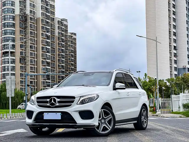 MERCEDES-BENZ GLE 2017
