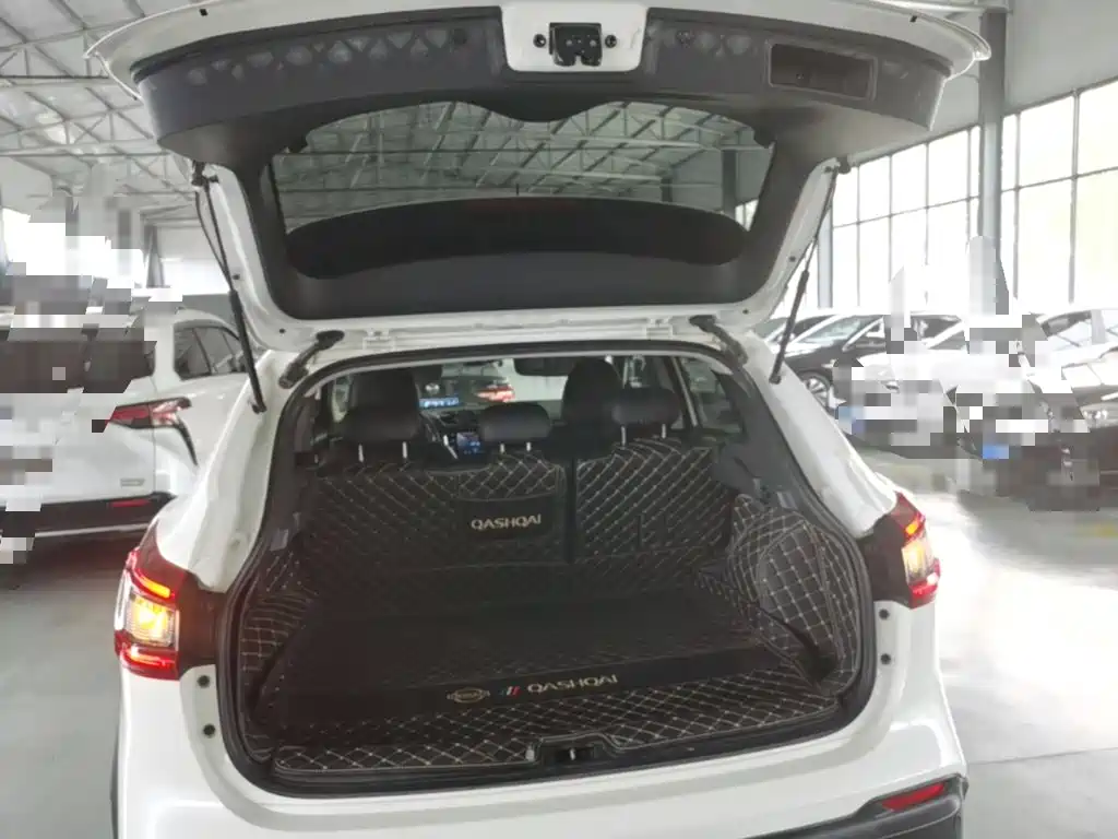 Nissan Qashqai — миниатюра 19