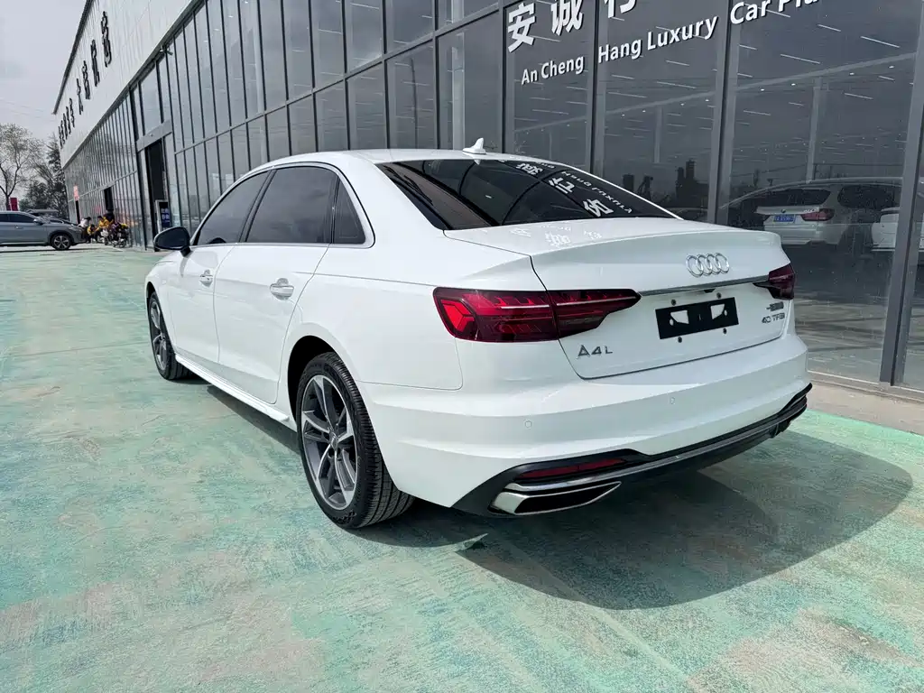 Audi A4L 2020 40 TFSI Fashion