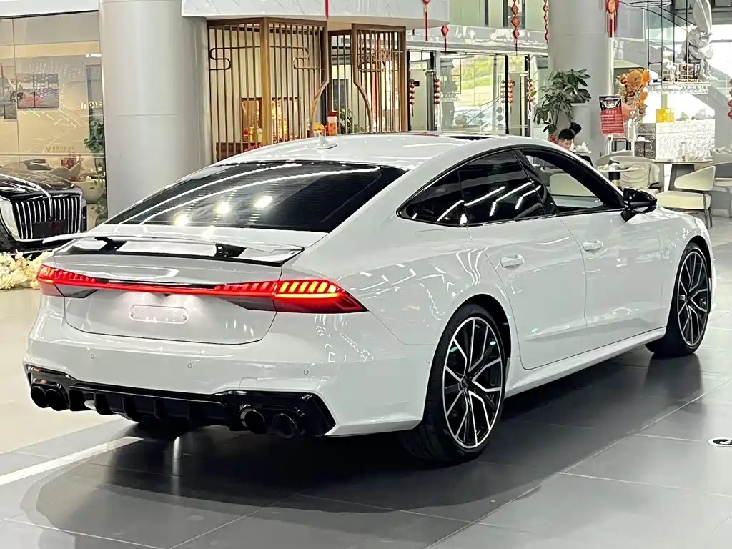 Audi A7 2022 55 TFSI quattro Premium