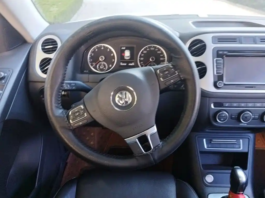 Volkswagen Tiguan — миниатюра 11