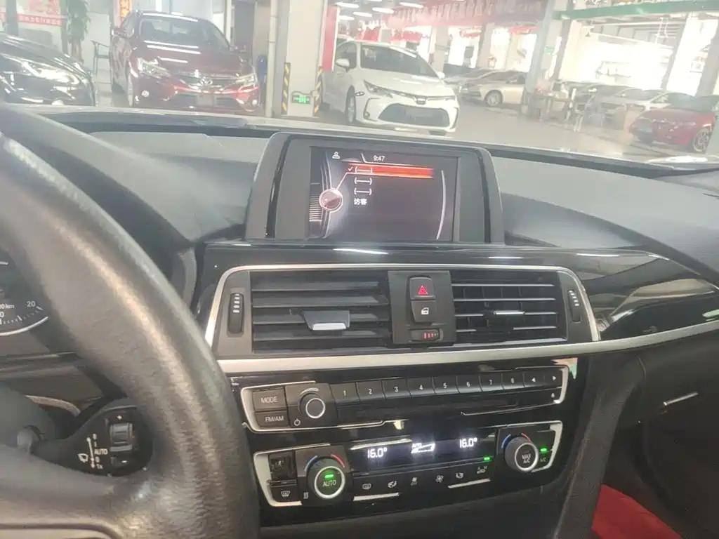 BMW 3 Series — миниатюра 9