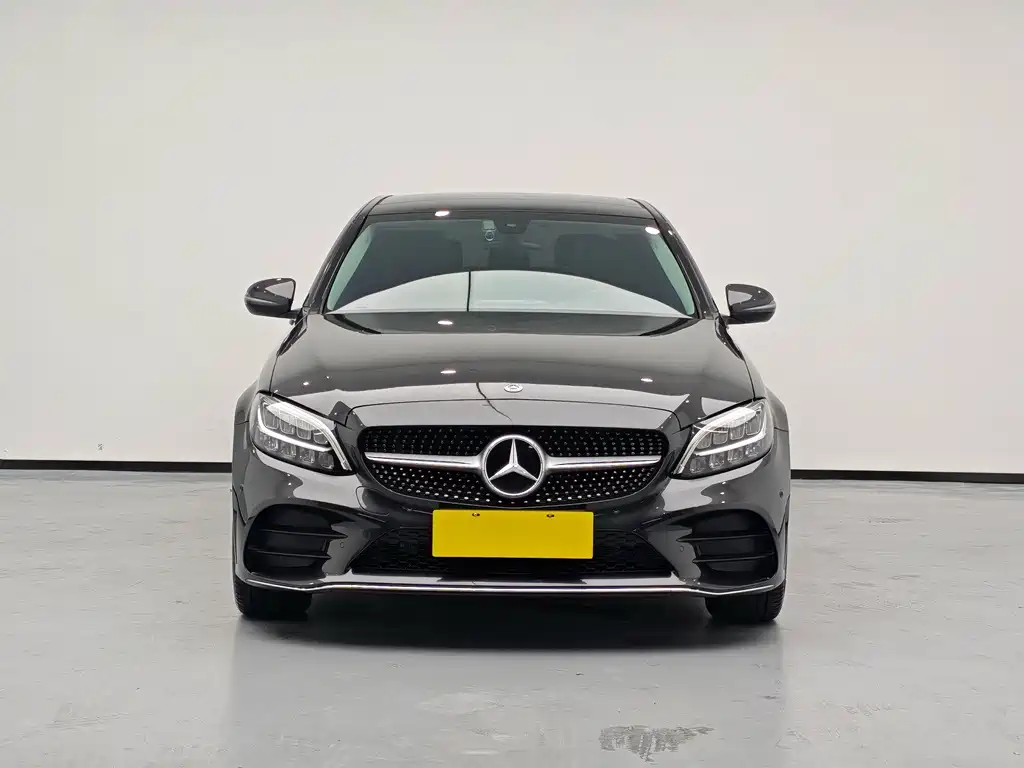 Mercedes-Benz C-Class — миниатюра 3