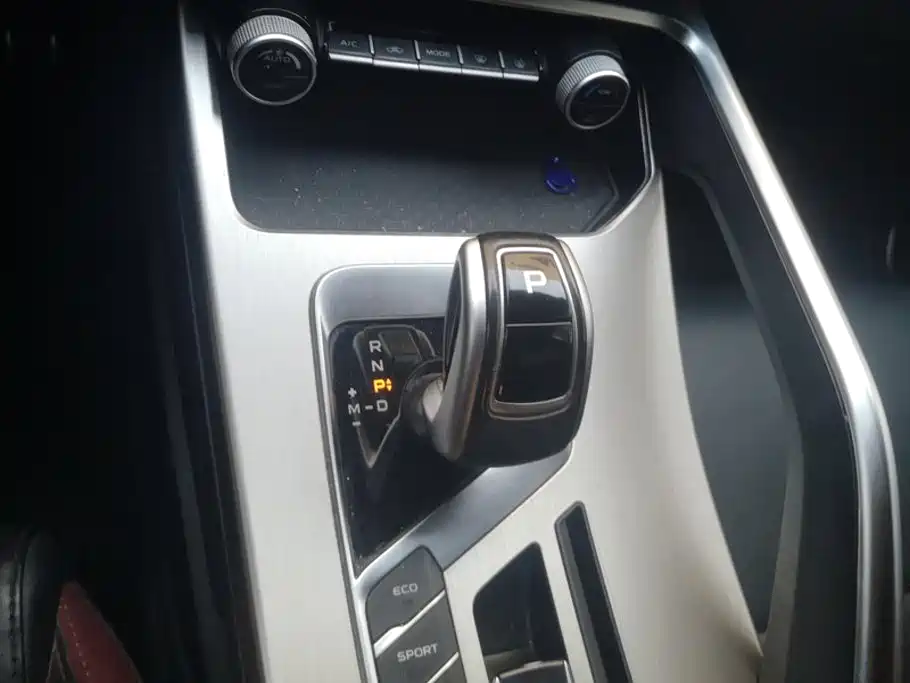 Geely Binyue — миниатюра 16