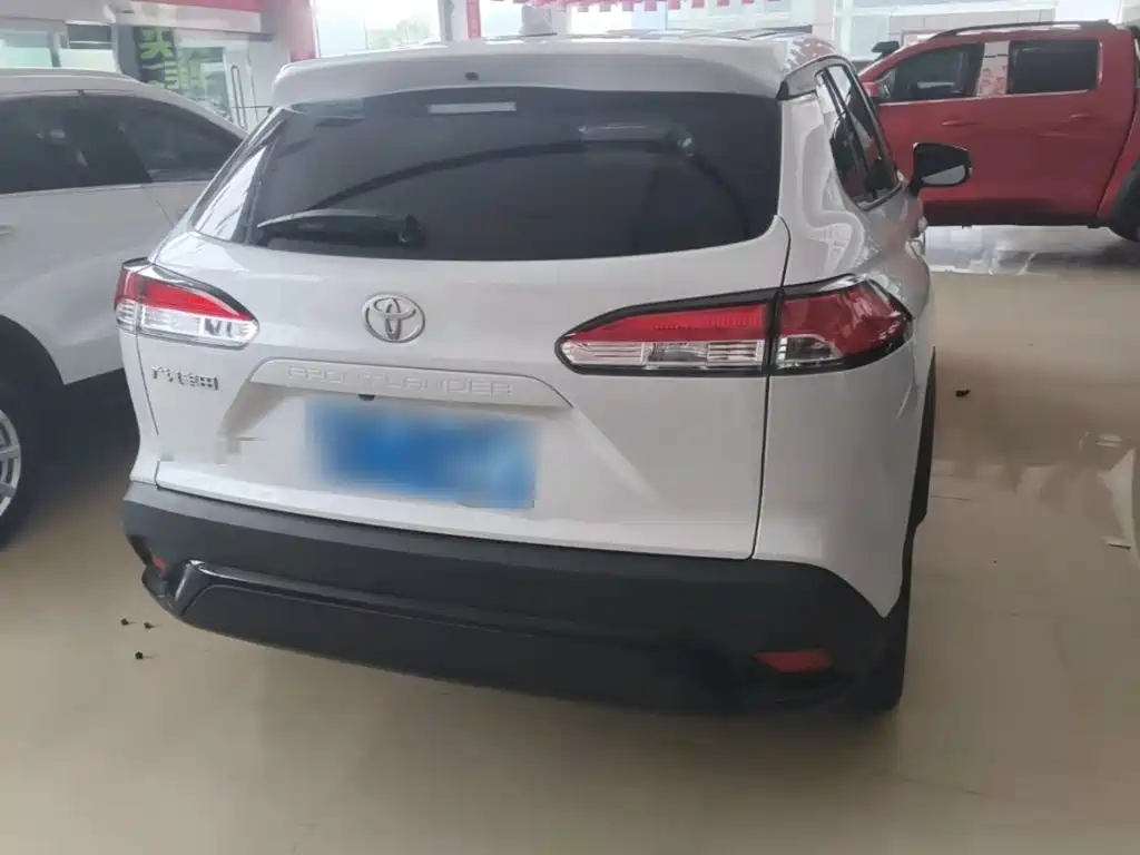 Toyota Frontlander — миниатюра 6
