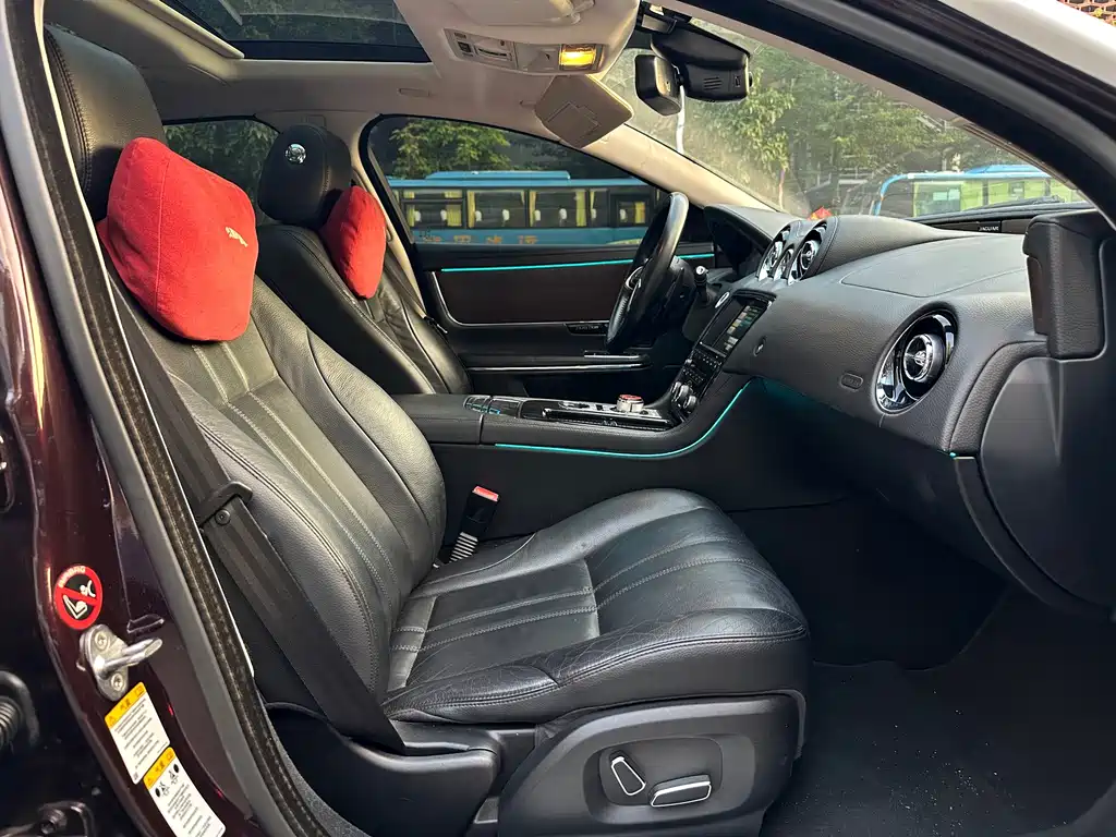 Jaguar XJ — миниатюра 7