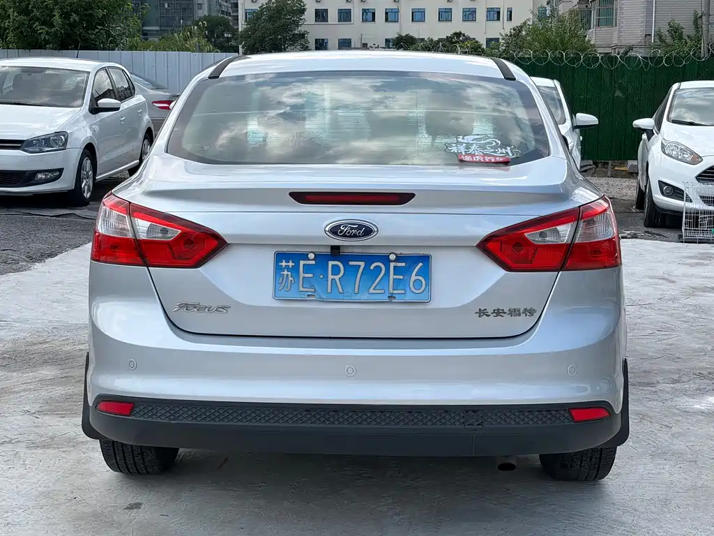 Ford Focus — миниатюра 6