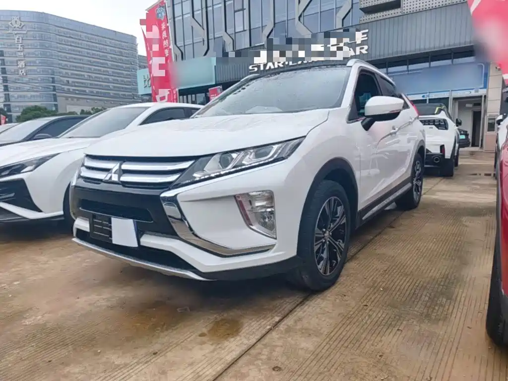 Mitsubishi Eclipse Cross — миниатюра 2