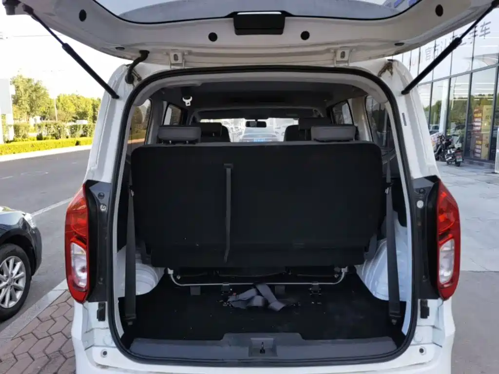 Wuling Hongguang EV — миниатюра 18