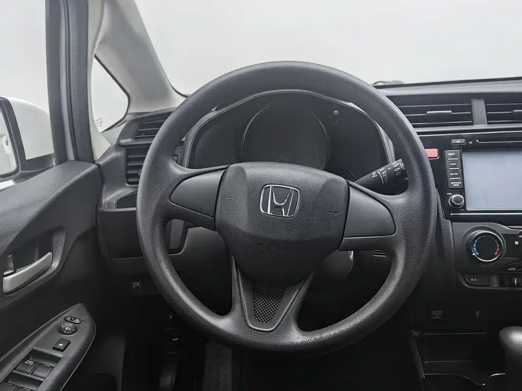 Honda Fit — миниатюра 11