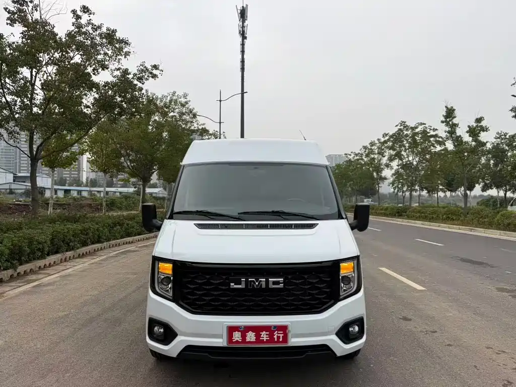 JMC JMC Fushun — миниатюра 2