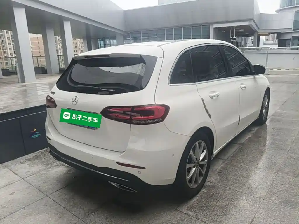 Mercedes-Benz B-Class — миниатюра 7