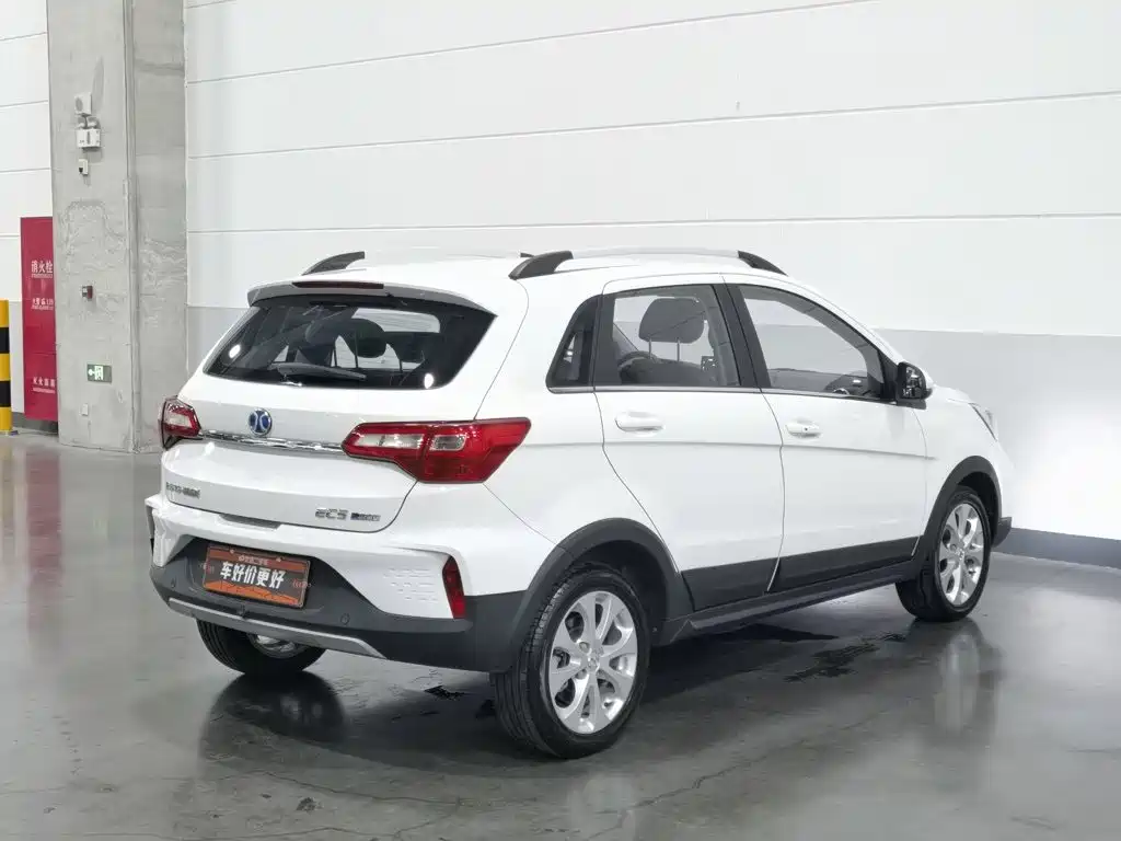 BAIC New Energy EC5 — миниатюра 2