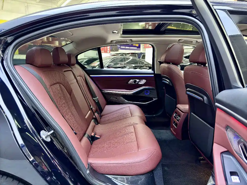 BMW 3 Series — миниатюра 12