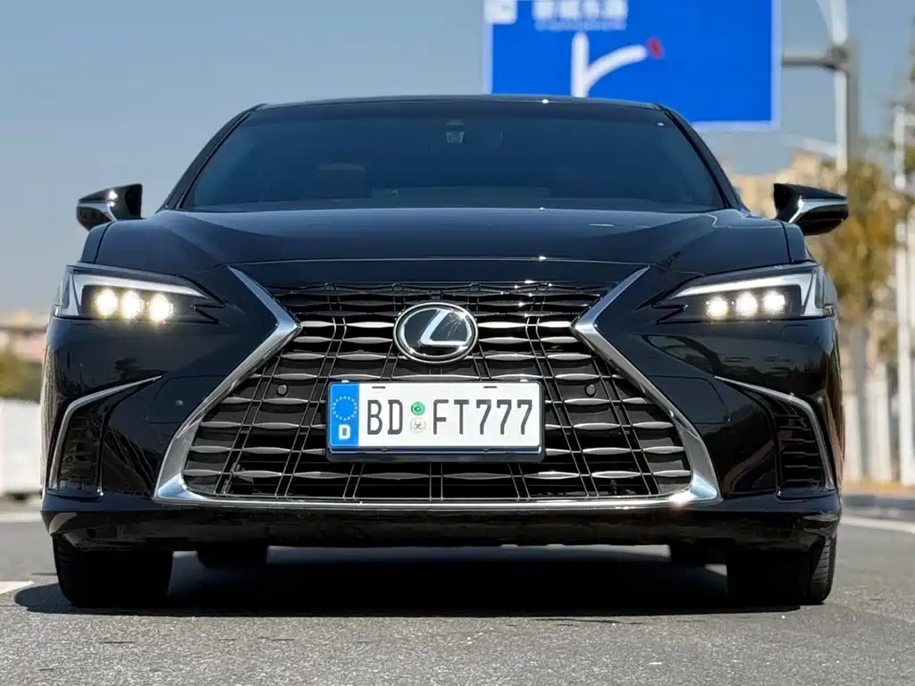 Lexus ES — миниатюра 3