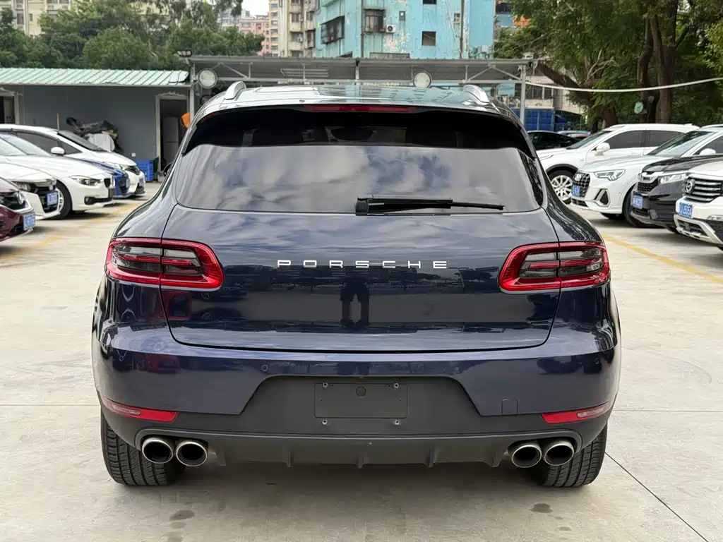 Porsche Macan — миниатюра 5