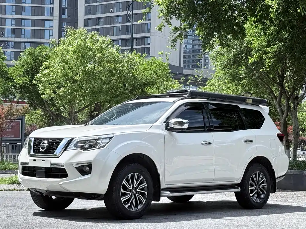 Купить Nissan Terra