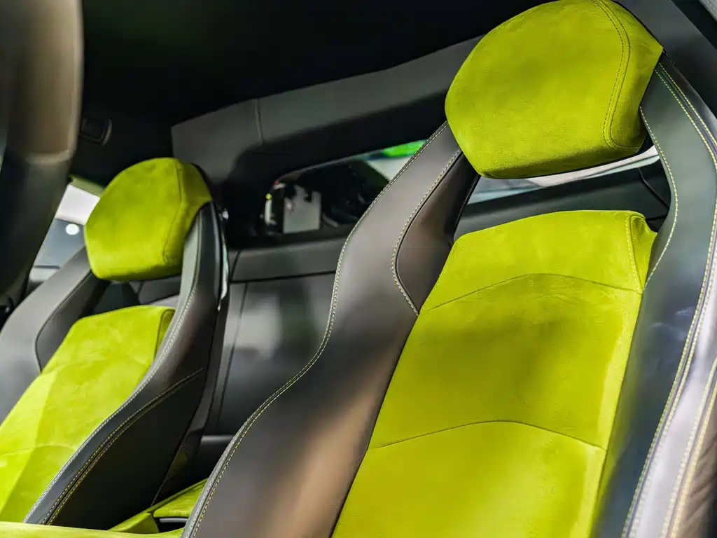 Lamborghini Aventador — миниатюра 9