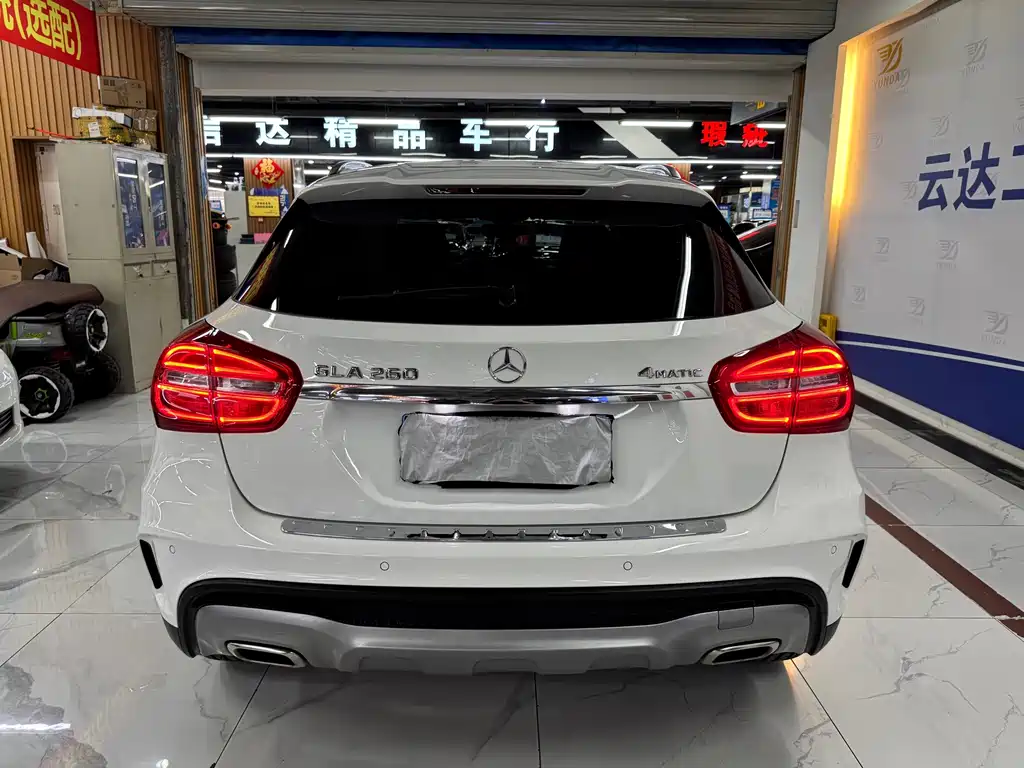 Mercedes-Benz GLA — миниатюра 9