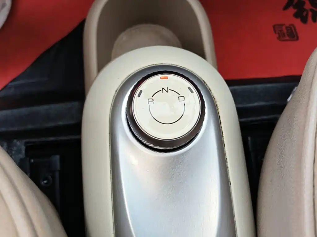Wuling MINIEV — миниатюра 14