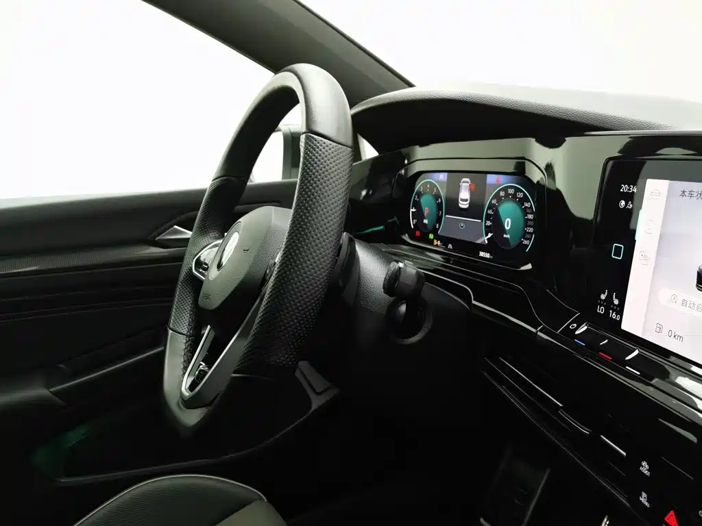 Volkswagen Golf — миниатюра 22