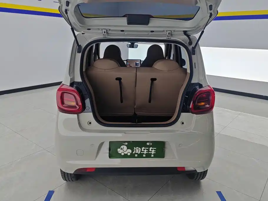 Wuling MINIEV — миниатюра 4