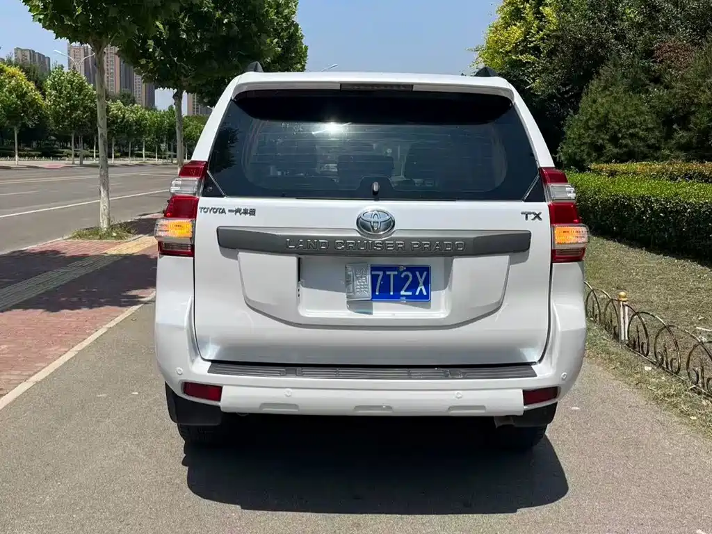 Toyota Prado — миниатюра 8