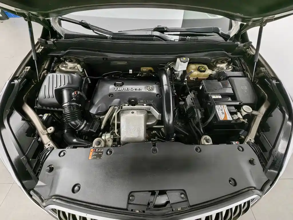 Buick Envision Plus — миниатюра 6