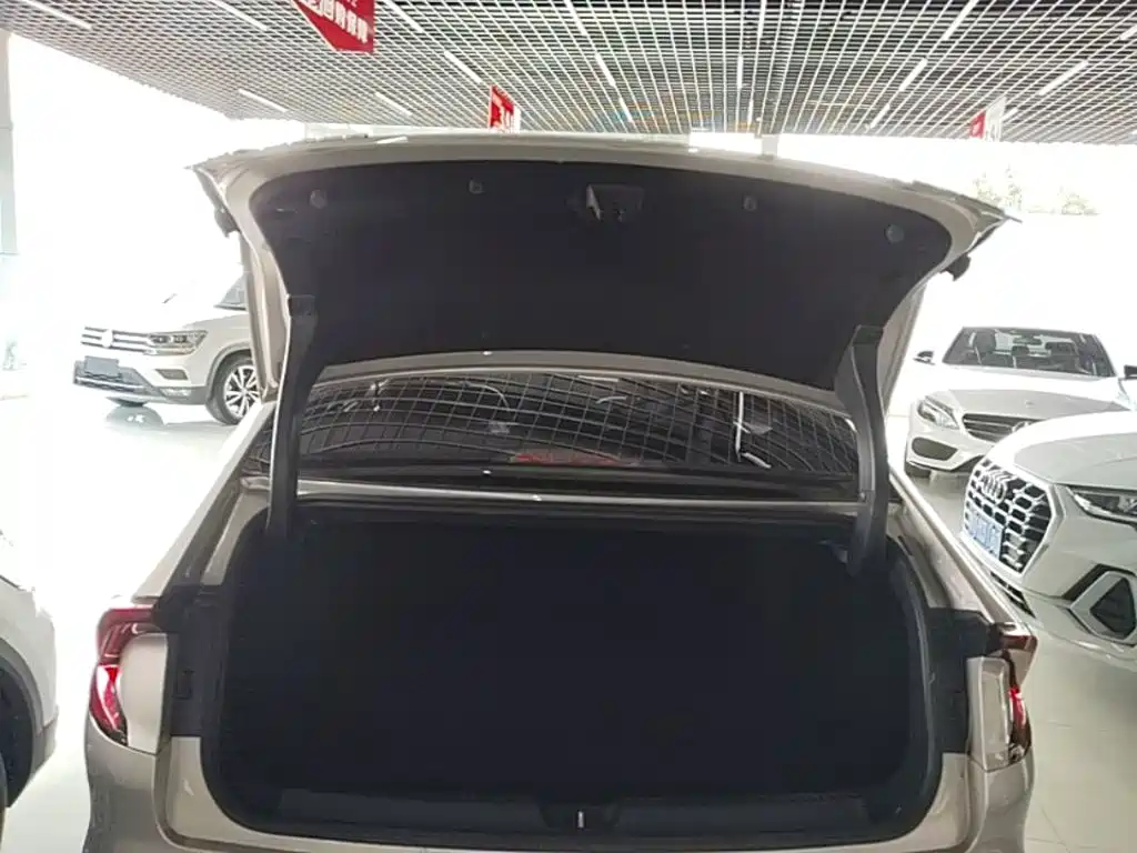 Wuling Xingguang — миниатюра 19