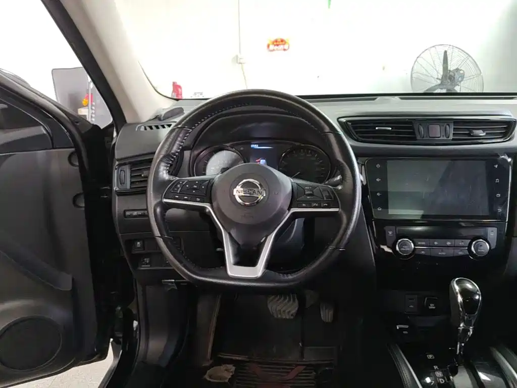 Nissan X-Trail — миниатюра 11