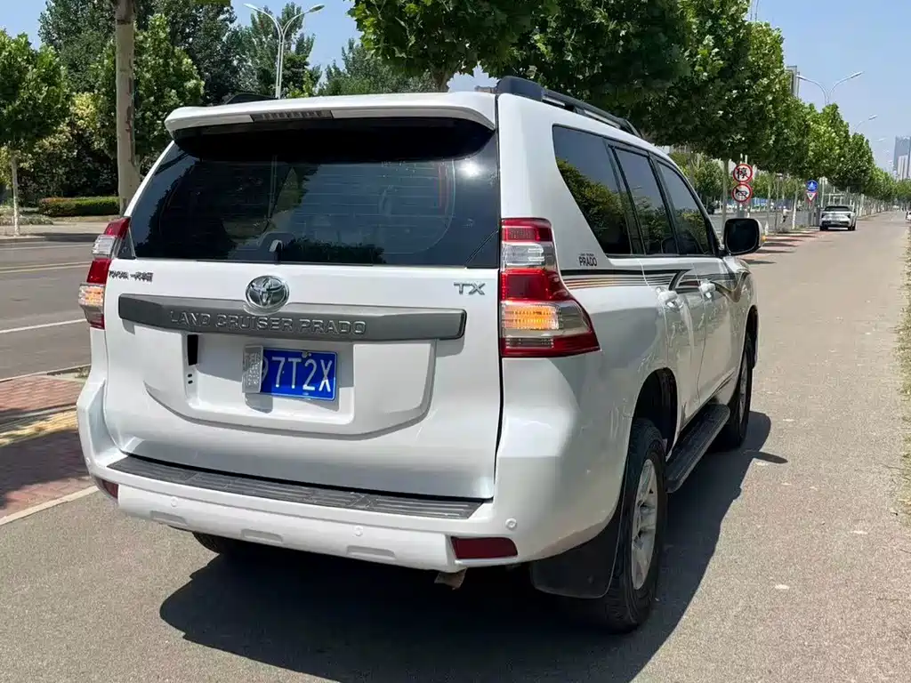 Toyota Prado — миниатюра 9