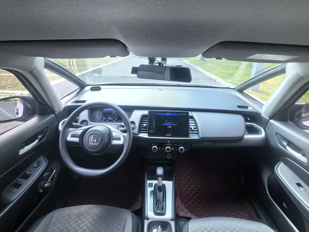 Honda Fit — миниатюра 11